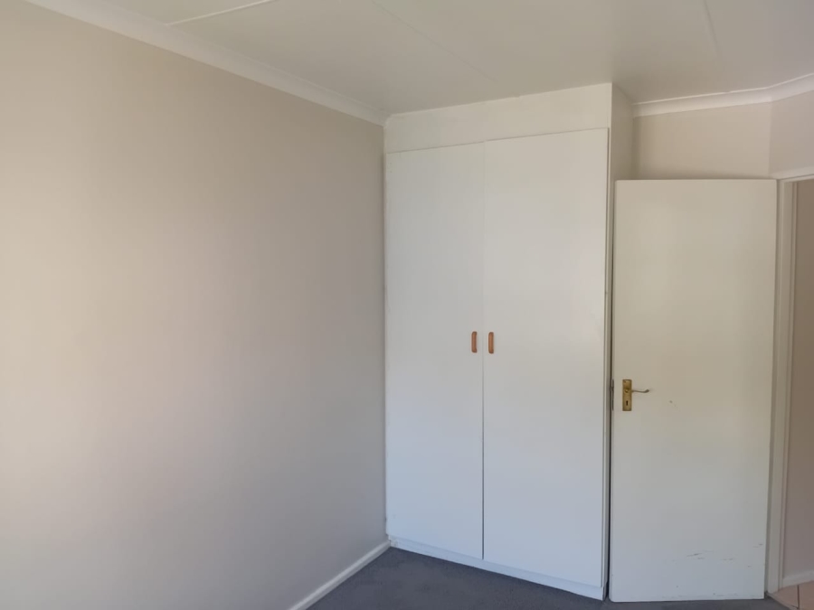 To Let 3 Bedroom Property for Rent in Selborne Eastern Cape